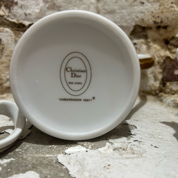 Vintage CHRISTIAN DIOR Creamer Set. 
3 Green and Gold Creamers perfect for milk - Picture 5 of 10